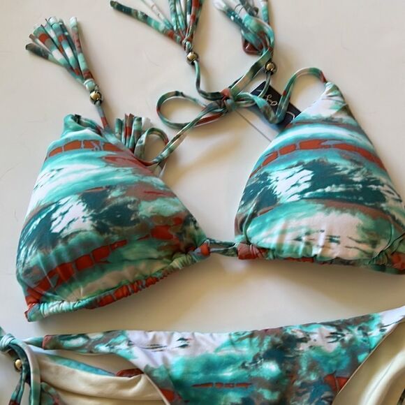 Isabella Rose Bikini Set - Picture 7 of 12